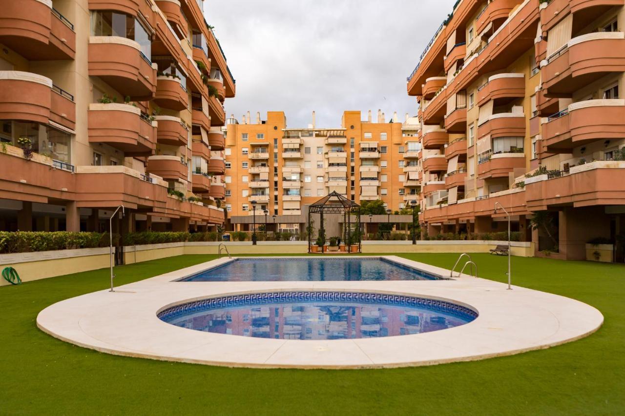 Apartamento Malaga Jalon Lägenhet Exteriör bild
