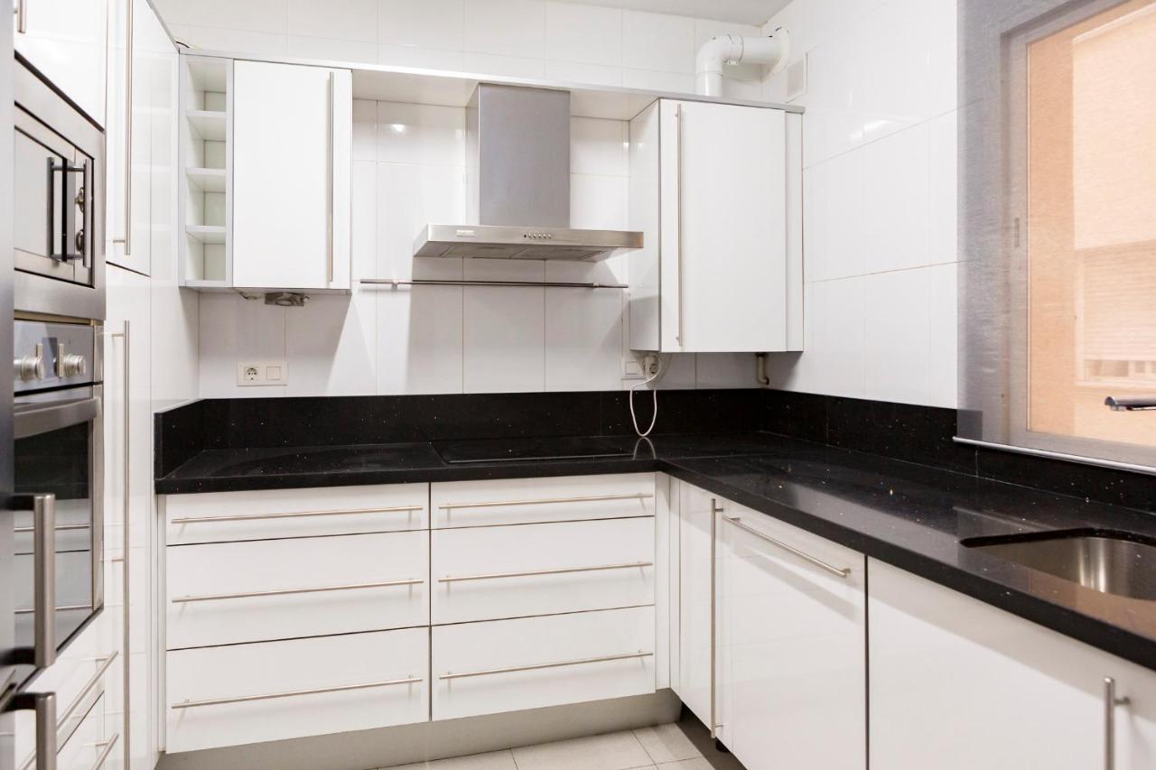 Apartamento Malaga Jalon Lägenhet Exteriör bild